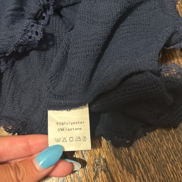 NWOT Amazon Blue Lace Crop Top - Picture 4 of 4
